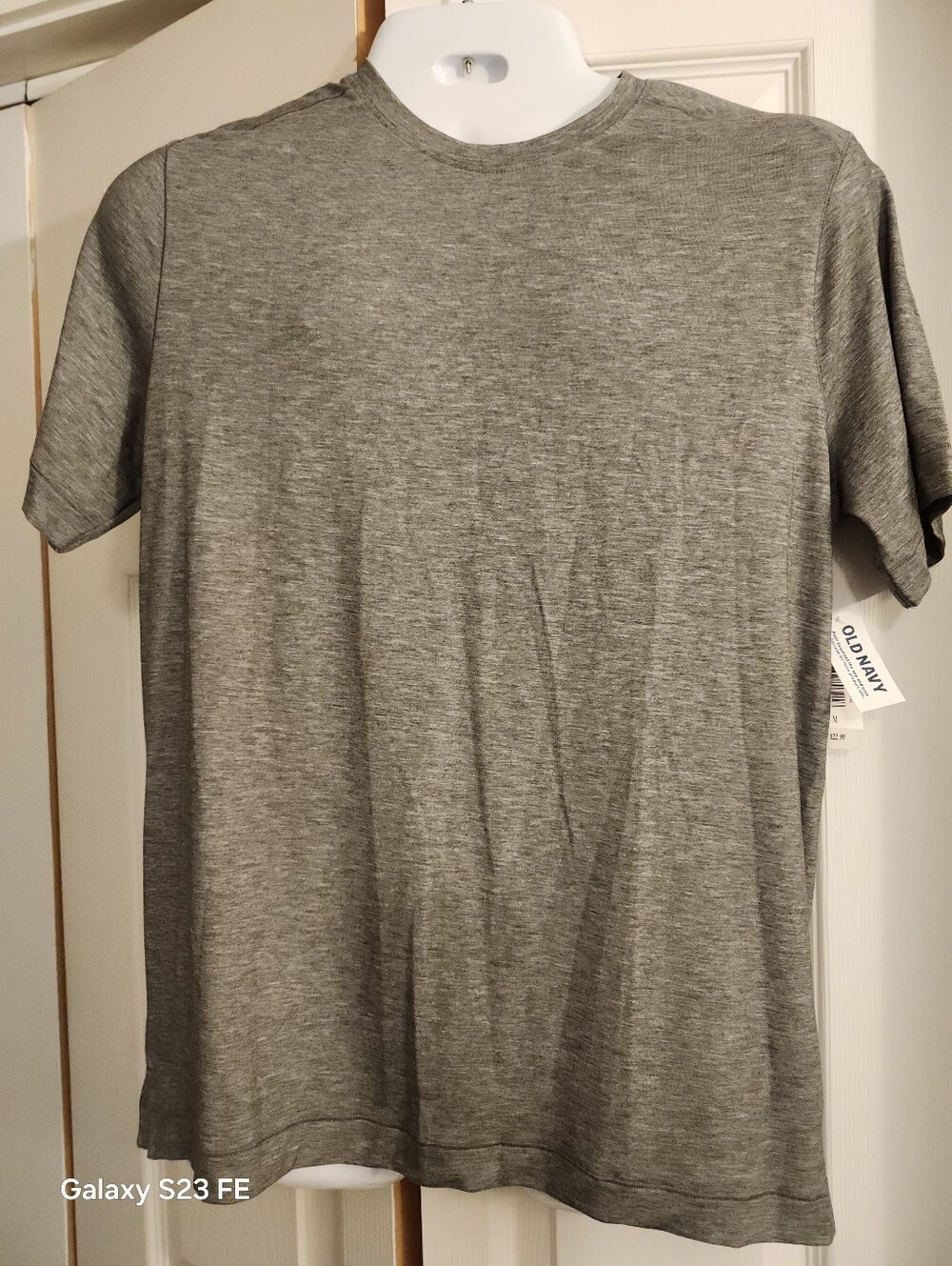 New Mens Old Navy Gray Tshirt M